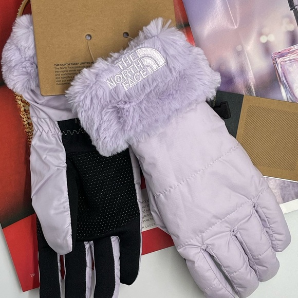 - NWT The North Face Girls' Mossbud Swirl Gloves - Picture 2 of 4